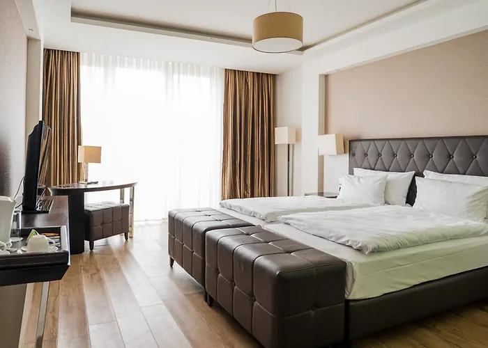 Homaris West Side (Adults Only)
