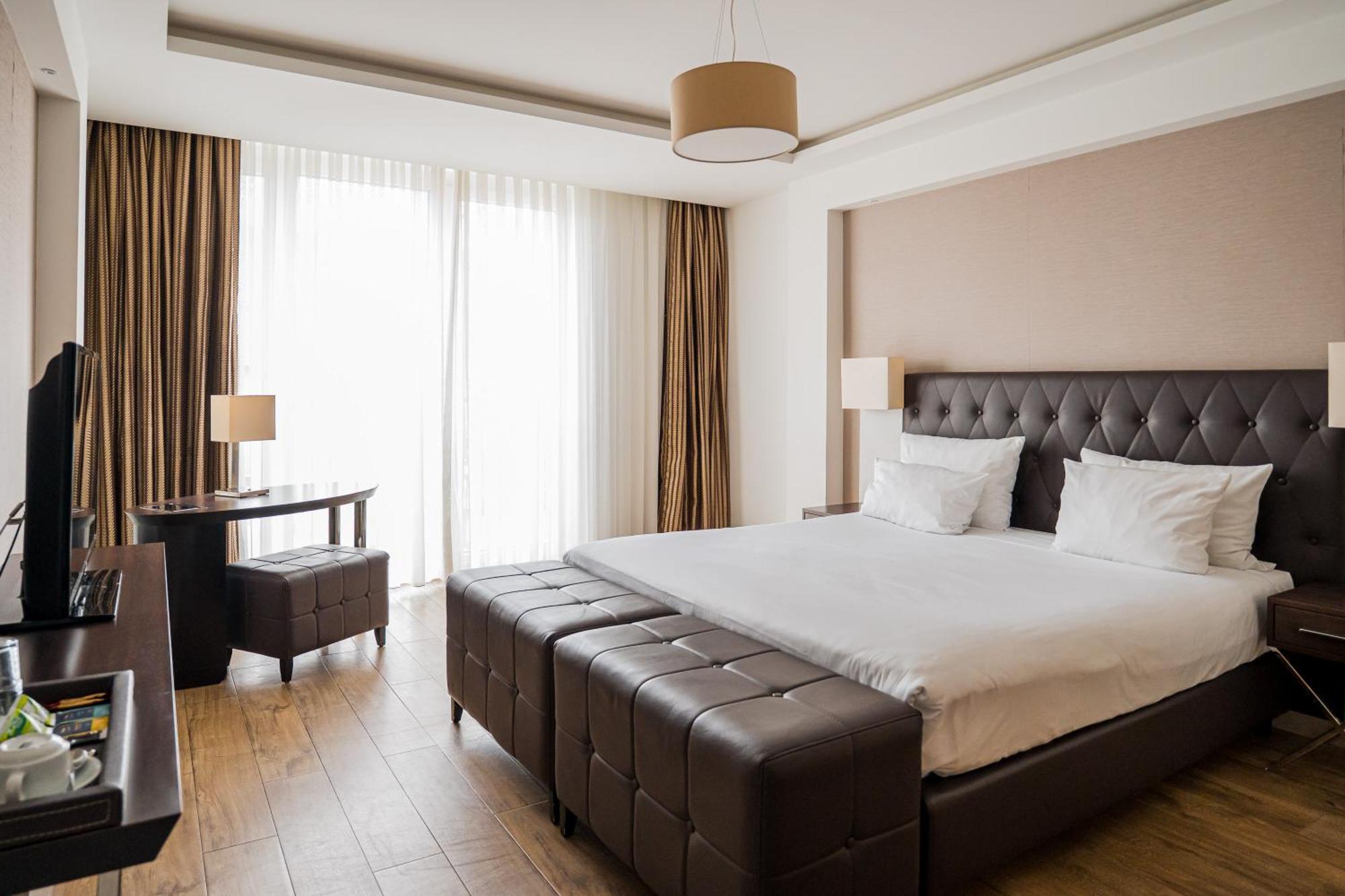Homaris West Side (adults Only) 4*